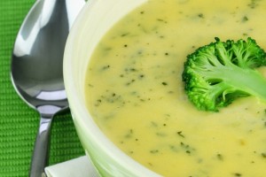Mách mẹ những món súp từ rau củ cho bé yêu 1