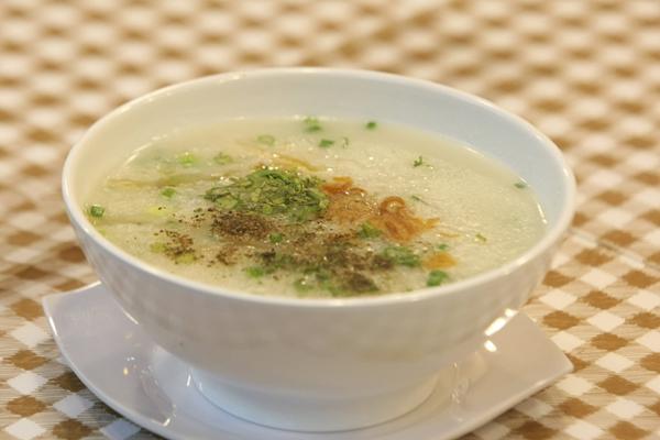 5 mon chao thom ngon giup tre bi sot nhanh khoi benh 1